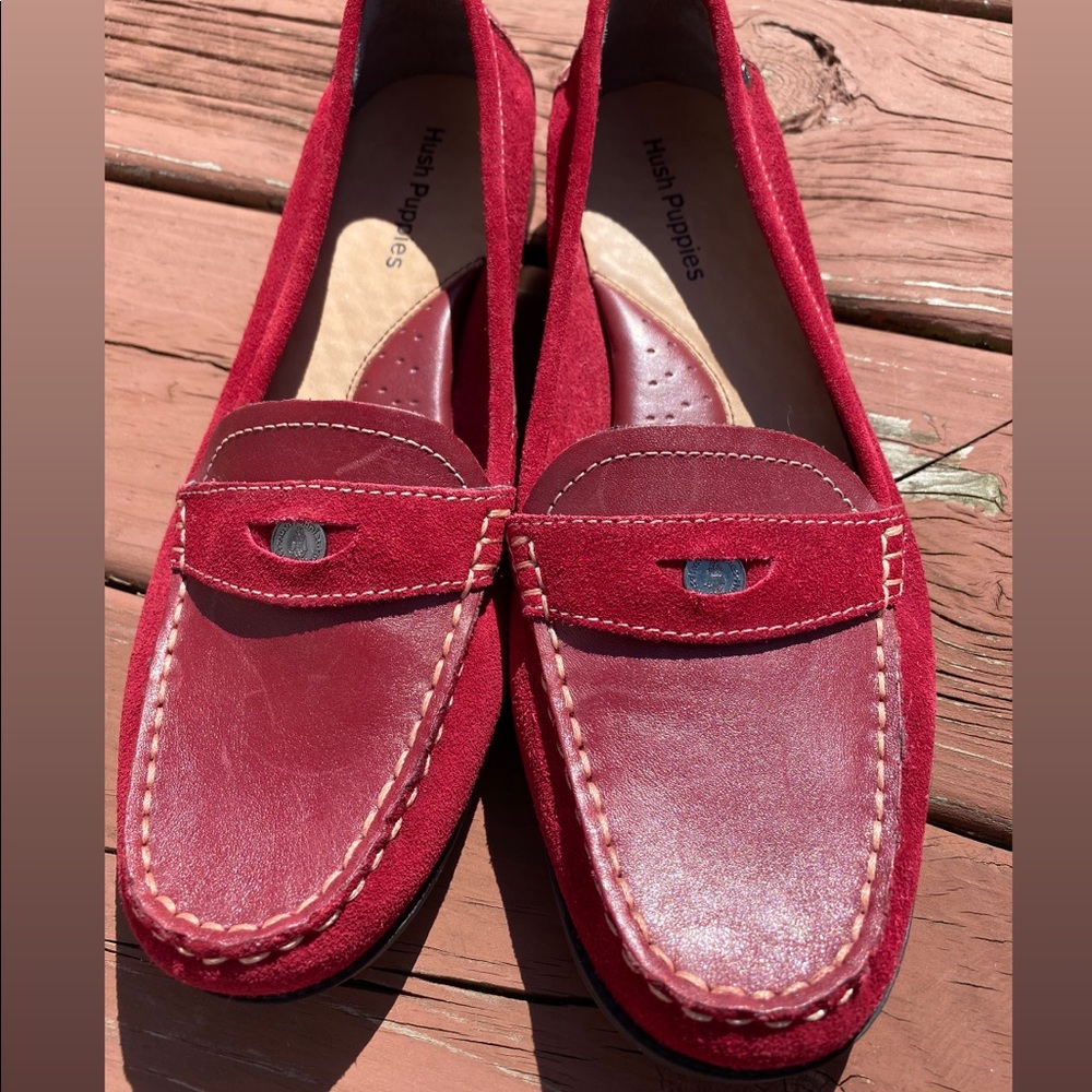 Hush Puppies Moyen Women’s Red Loafers Sz 10